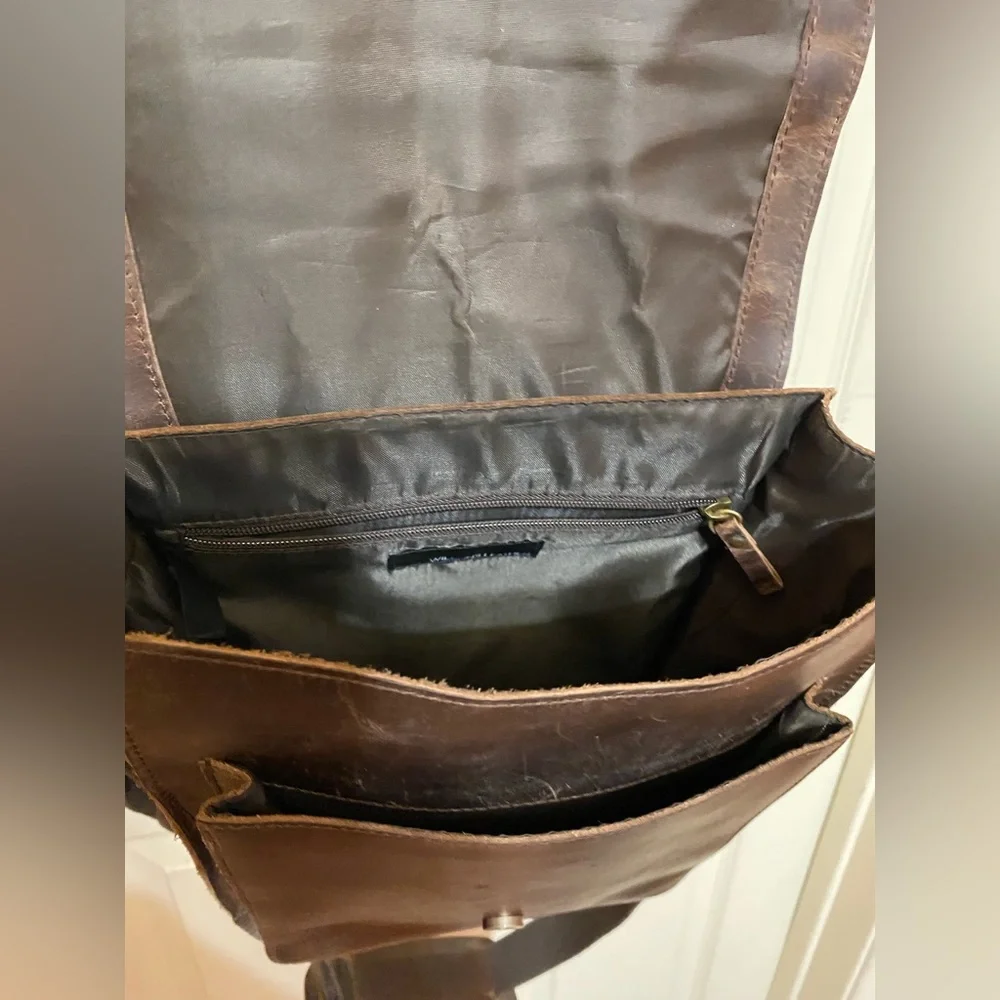 Wilson Leather Crazy Horse Leather Tablet Bag. Brown Leather.